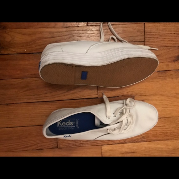 Keds Leather sneaker size 6 - Picture 3 of 3